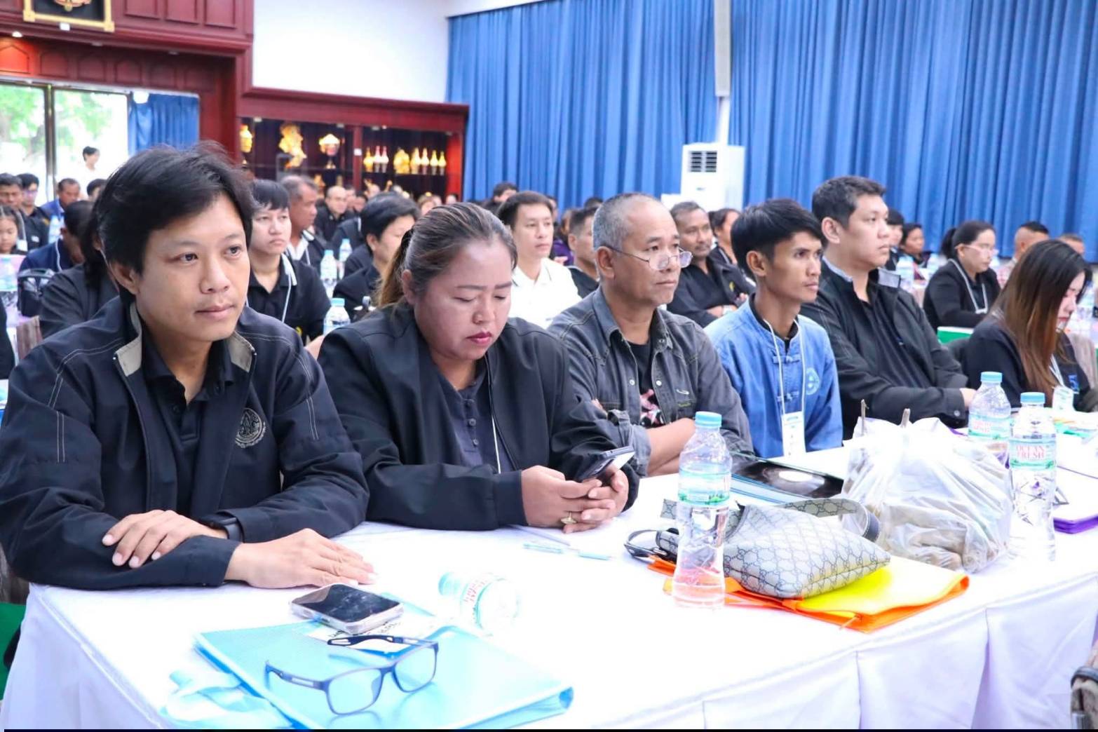 title - เลขาธิการสำนักงานการปฏิรูปที่ดินเพื่อเกษตรกรรม เป็นประธานในพิธีเปิดโครงการฝึกอบรมเชิงปฏิบัติการ หลักสูตร “รู้ปลูก รู้รักษา รู้คุณค่าของหญ้าแฝก” ระยะที่ 2 ภายใต้โครงการพัฒนาและรณรงค์การใช้หญ้าแฝกอันเนื่องมาจากพระราชดำริ ประจำปีงบประมาณ พ.ศ. 2569 ณ ศูนย์ส่งเสริมและพัฒนาอาชีพเสริมนอกภาคการเกษตร (ศพส.)